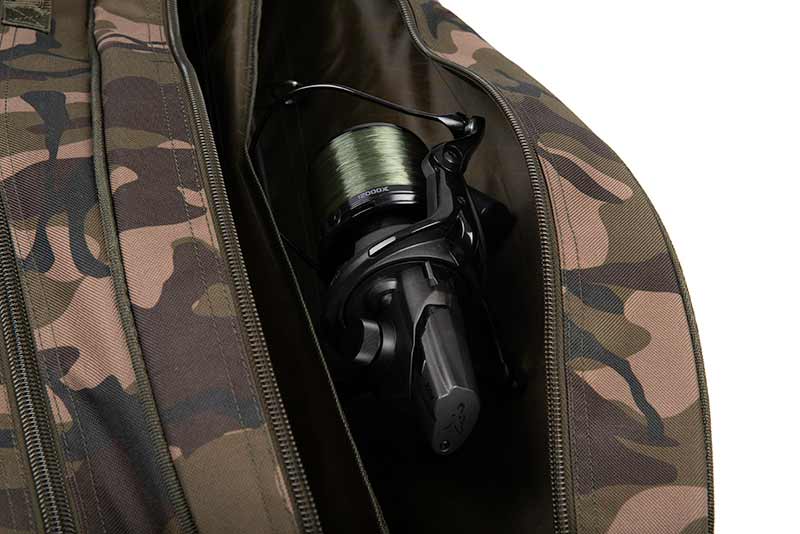 Fox Camolite Hardcase - 6 hengels - 13FT - dé KarperCentrale Fox Camolite Hardcase - 6 hengels - 13FT - dé KarperCentrale