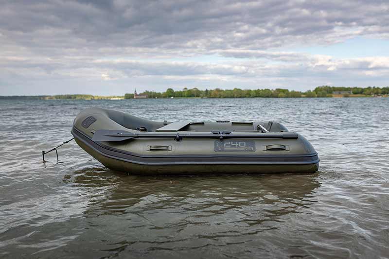 Fox Inflatable Boat Air Deck 240 - Rubberboot - dé KarperCentrale Fox Inflatable Boat Air Deck 240 - Rubberboot - dé KarperCentrale