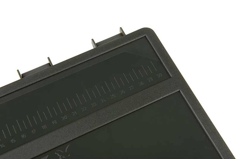 Fox Eos Large Tackle Loaded - dé KarperCentrale